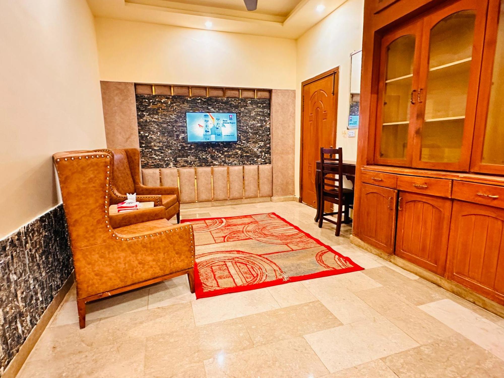 Blue Moon Residency Jinnah Super Islamabad Exterior foto