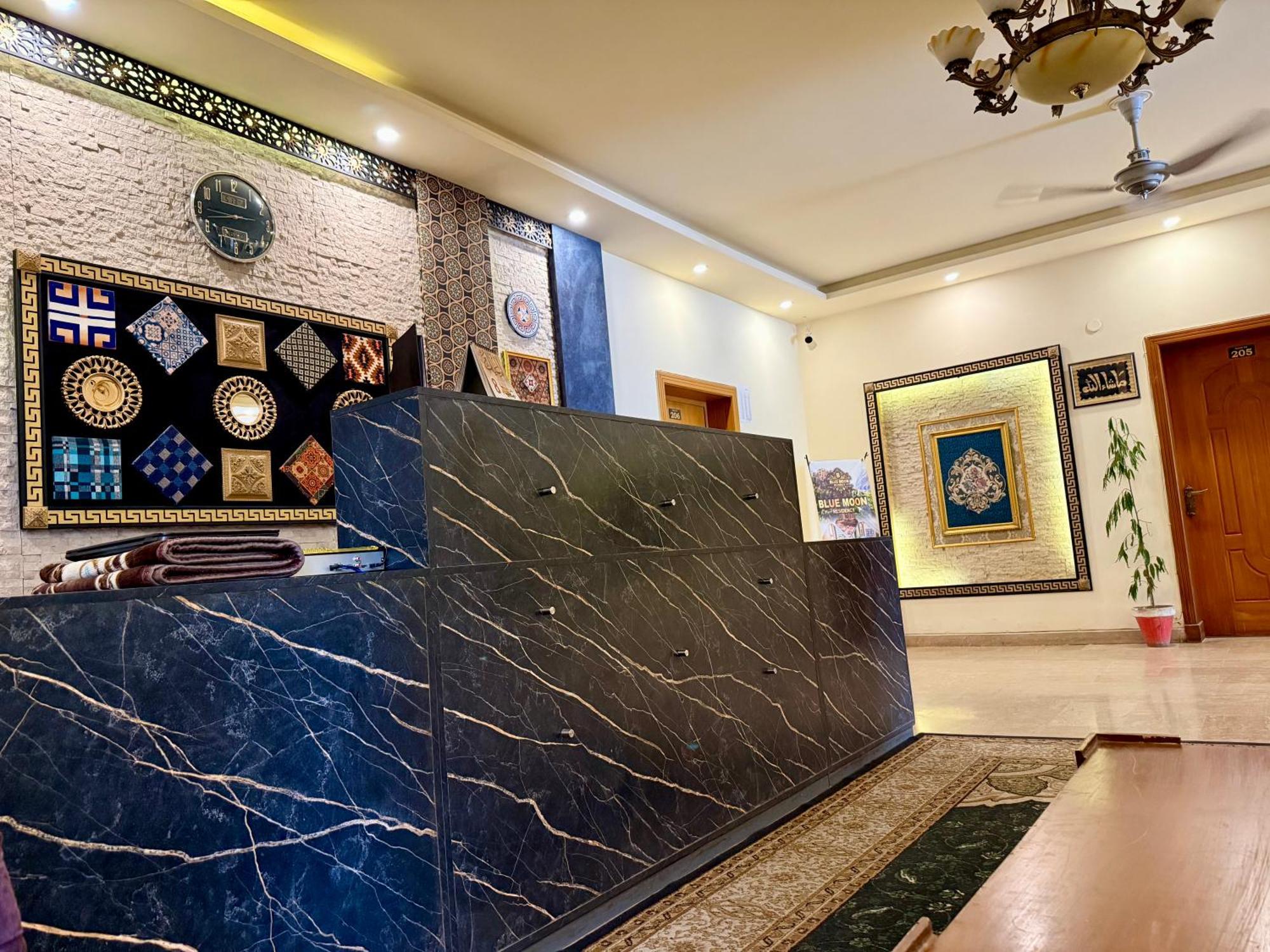 Blue Moon Residency Jinnah Super Islamabad Exterior foto